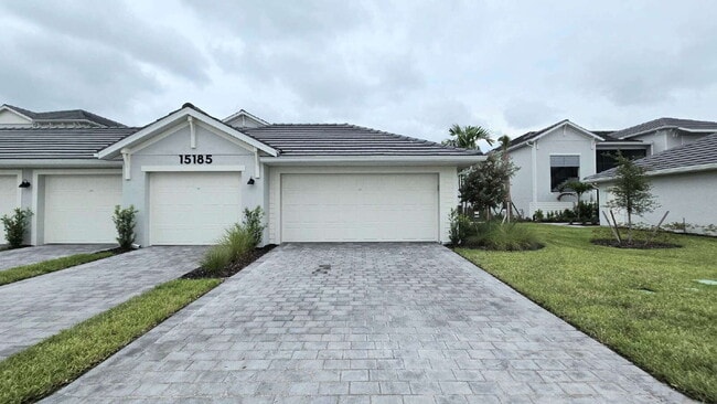 Building Photo - 15185 Bluffton Ln