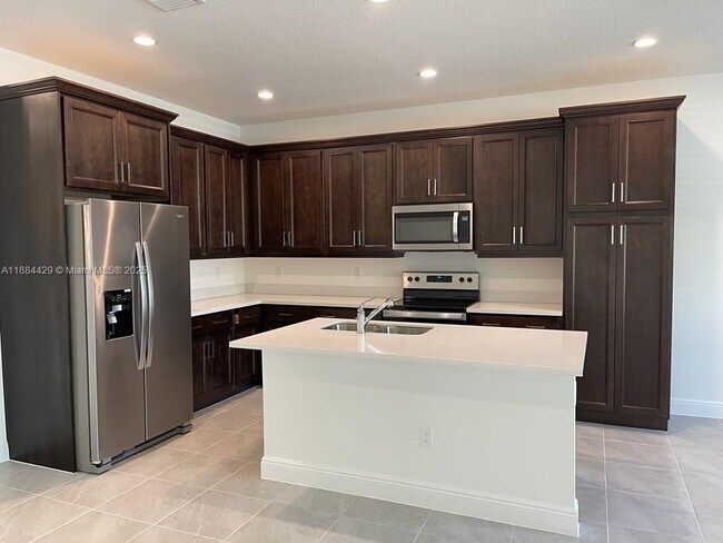 Foto del edificio - 534 Parsons Wy