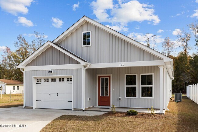 Building Photo - 176 Norris Rd