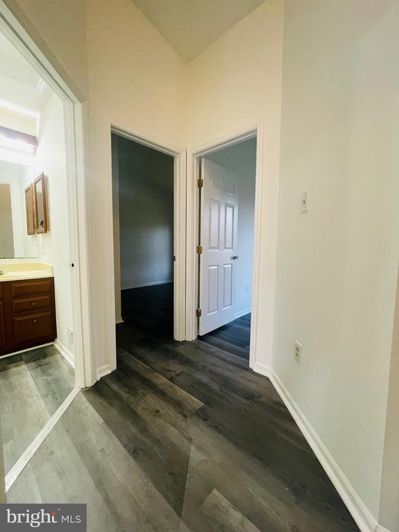 Foto del edificio - 8545 Black Star Cir