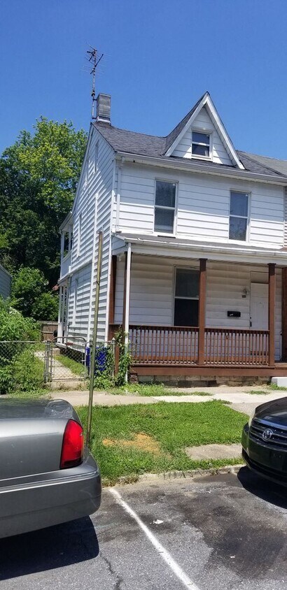 Primary Photo - 3 br, 1 bath House - 1914 FORSTER STREET