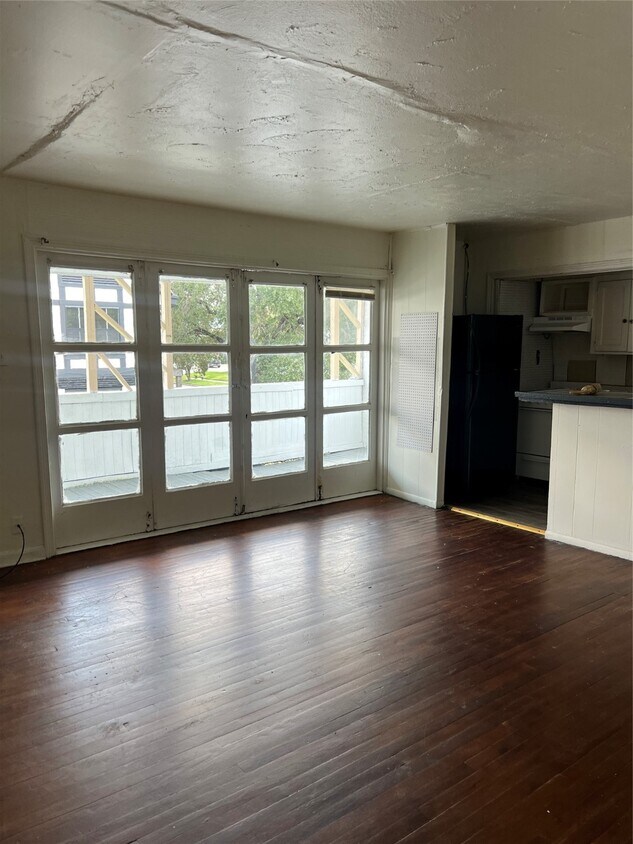 Foto del edificio - 1905 Binz St