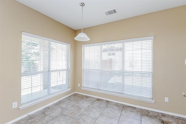 Foto del edificio - 7504 Quail Springs Dr