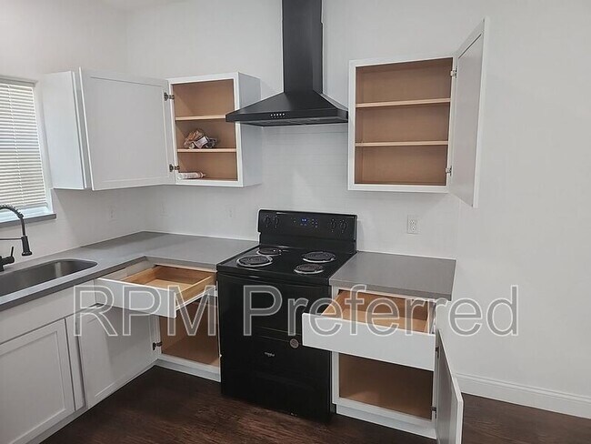 Foto del edificio - 9834 Racine St