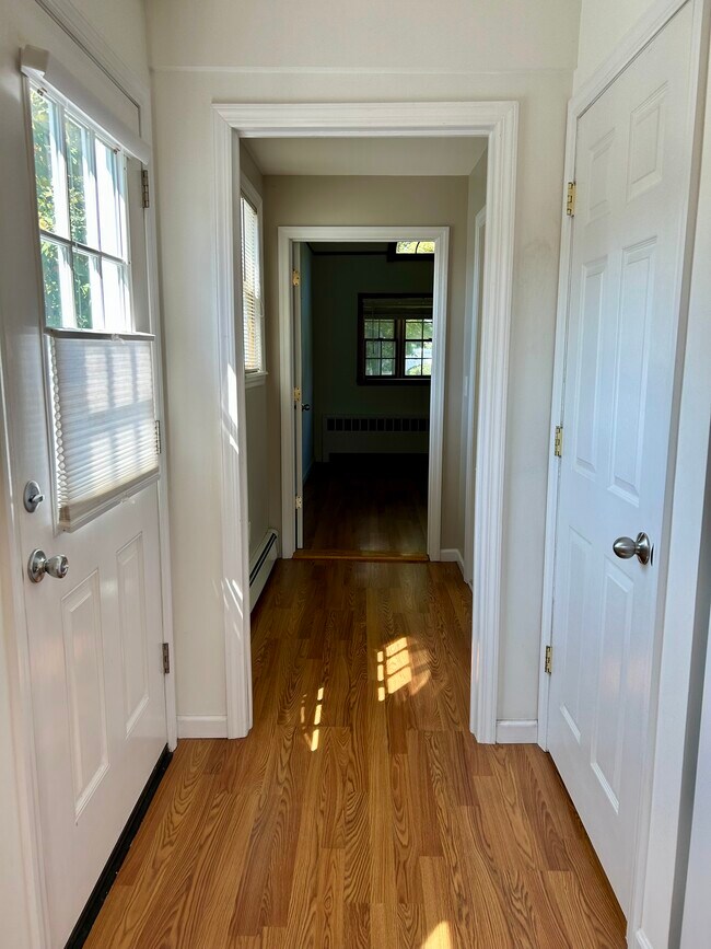 Entrance and Entry Closet - 417 Briarwood Rd