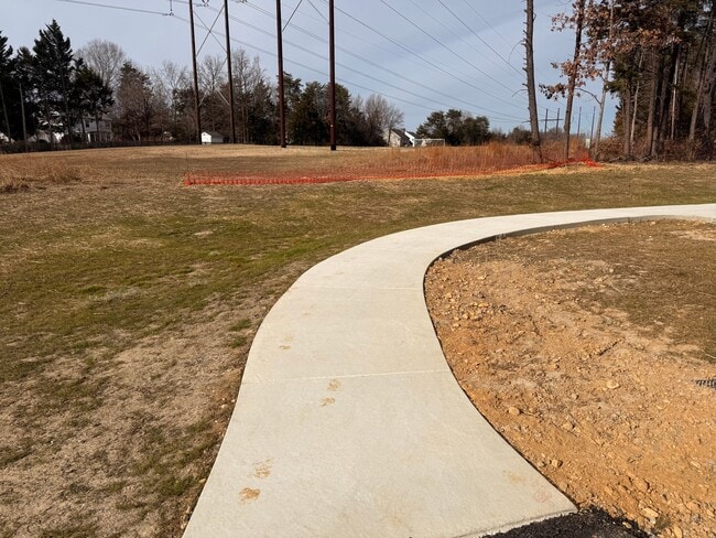 Building Photo - 10402 Laurel Ridge Way
