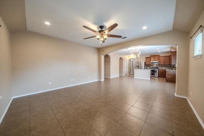 Building Photo - 304 Jack Ryan Ln