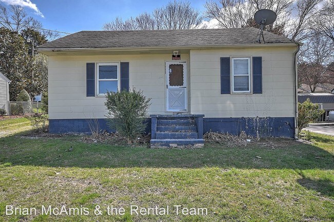 Building Photo - 2 br, 1 bath House - 1111 Forest St