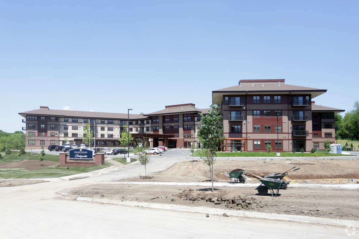 Primary Photo - The Summit of Coralville