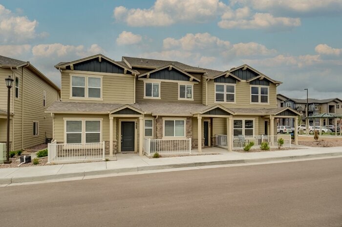 Primary Photo - "Charming 2-Bed Townhouse with Granite Cou...