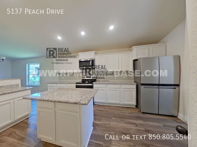 Foto del edificio - 5137 Peach Dr