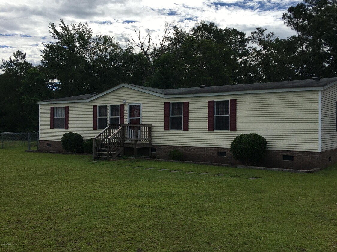 Primary Photo - 121 Aberdeen Ln