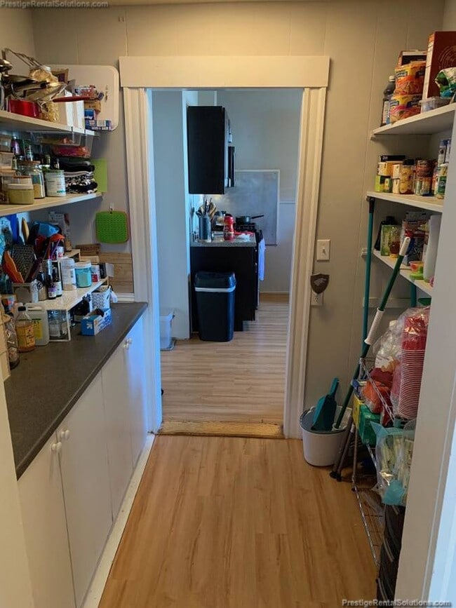 Building Photo - 90 Nichols Ave