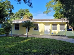 Building Photo - 7502 Pomelo Dr