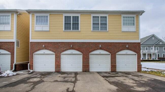 Building Photo - 336 Filmore St
