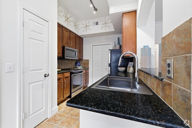 B2 2HAB, 2BA - 1,169 ft² - Cocina - Jackson Hill