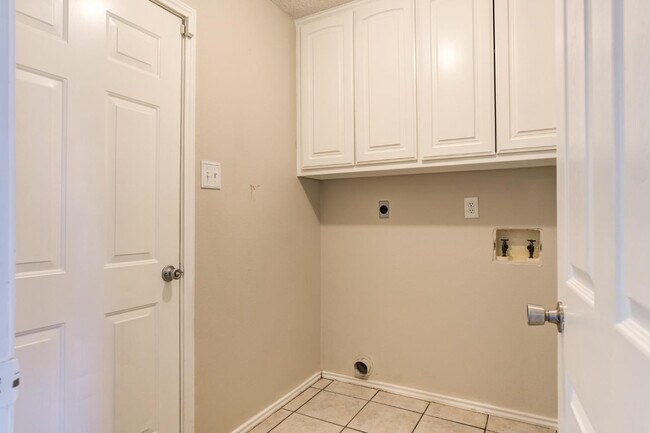 Foto del edificio - 6113 6th St