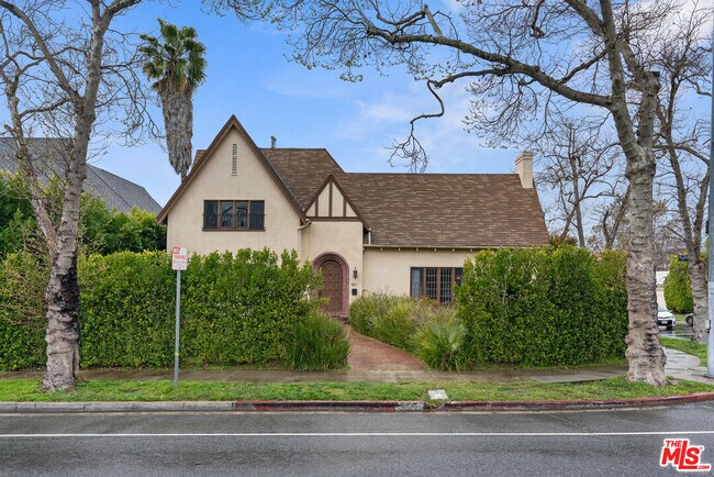 Building Photo - 461 N Highland Ave