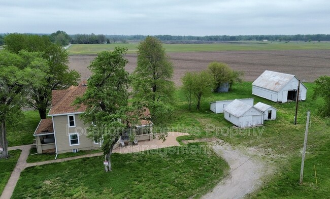 Building Photo - 1522 E 1850 Rd