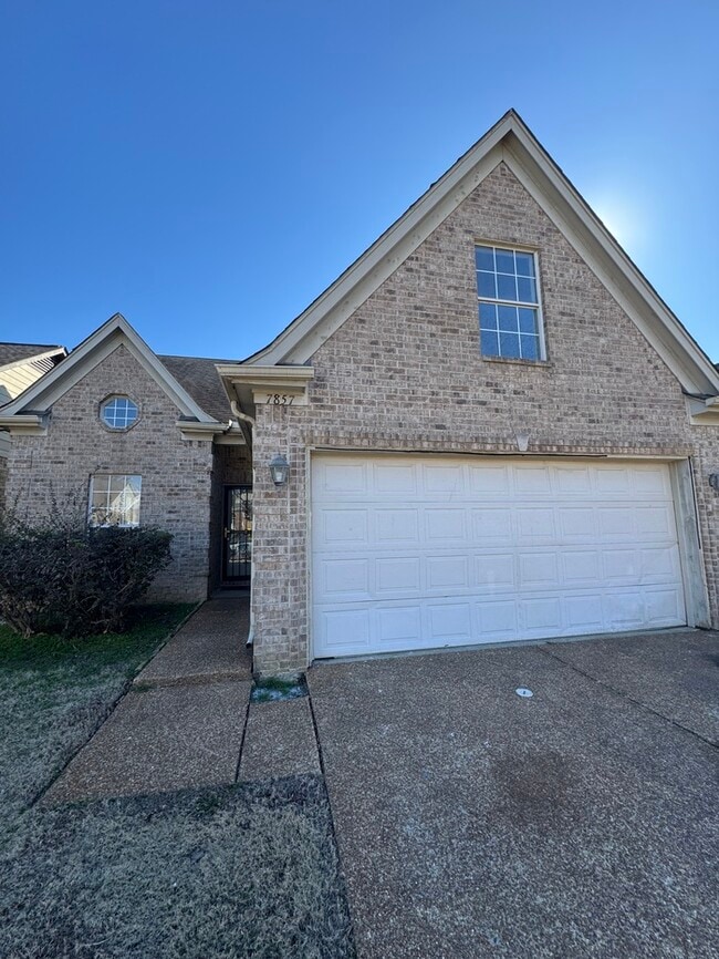 Photo - 7857 Windy Willow Rd House