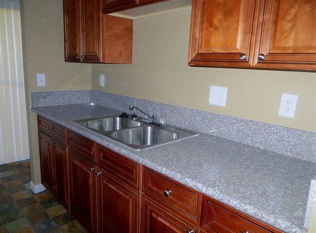 Building Photo - 2 br, 2 bath  - RETABLO APTS