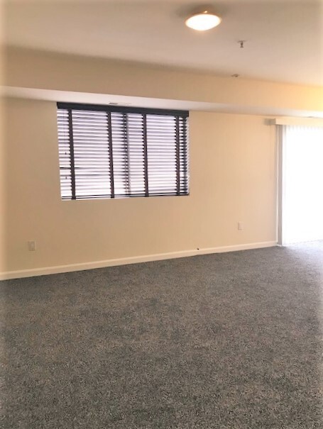 Foto del edificio - 4124 Ames St NE