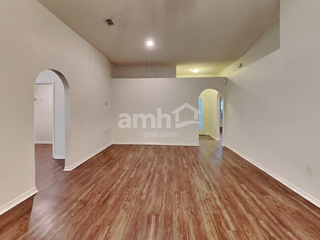 Foto del edificio - 337 Grand Royal Cir