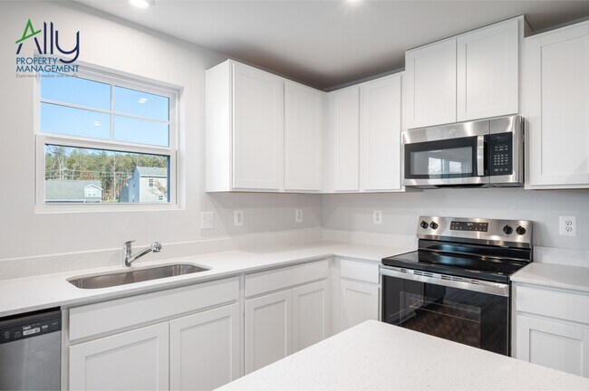 Foto del edificio - 44 Sophie Kathryn Dr