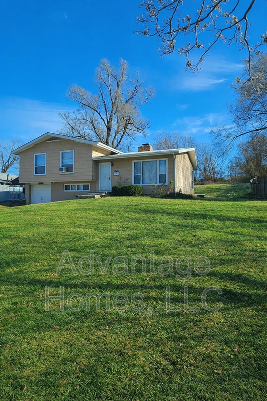 Building Photo - 9625 Beacon Ave