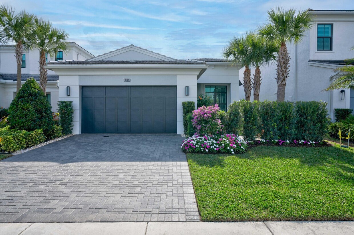 Foto principal - 13710 Artisan Cir