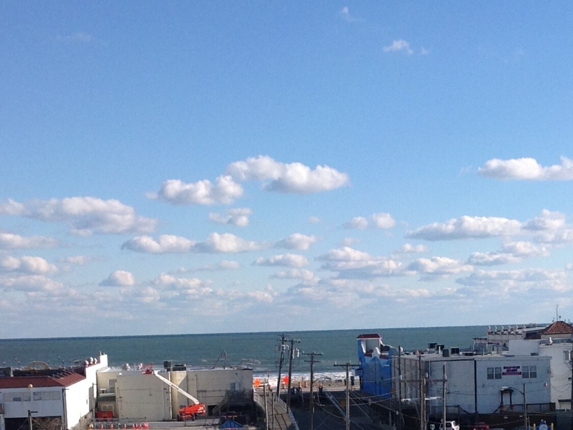 805 E 8th St, Ocean City, NJ 08226 Apartments in Ocean City, NJ