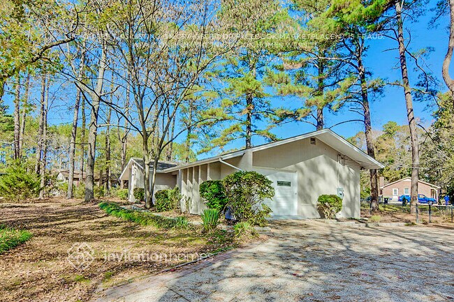 Foto del edificio - 4211 Glenda Rd