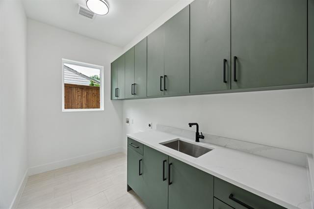 Foto del edificio - 3815 Hawick Ln