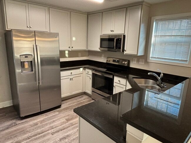 Foto del edificio - 936 W Liberty St