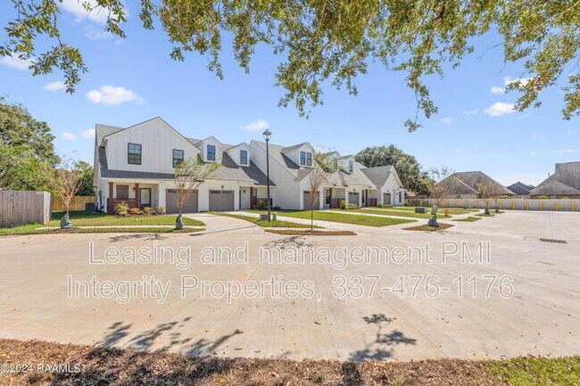 Foto del edificio - 105 Foster Grove Dr