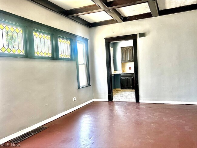Foto del edificio - 3294 E 105th St