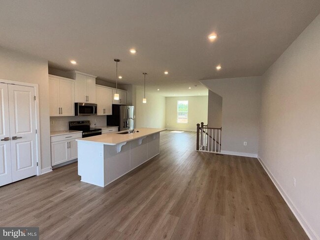 Building Photo - 9193 Edenderry Dr