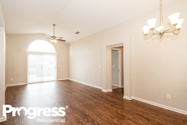 Foto del edificio - 1530 Slash Pine Ct