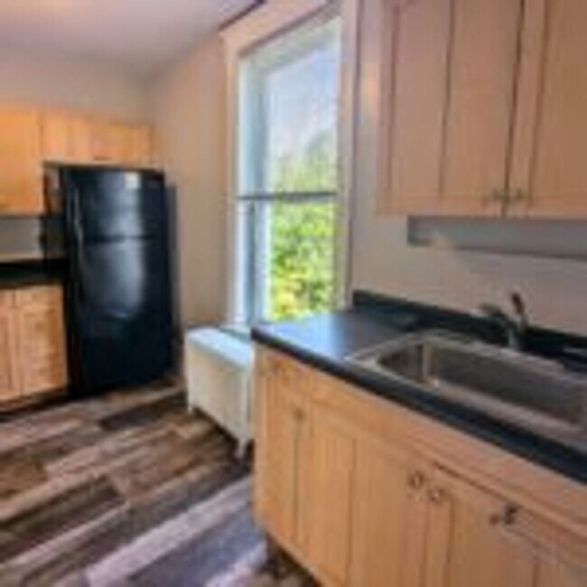 Foto del edificio - 418 S 23rd Ave E