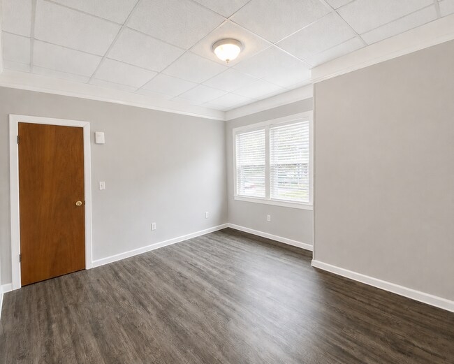 Foto del edificio - 1 bed/1 bath in Heritage Hill ( first floor)