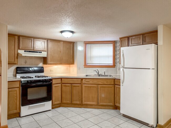 Foto del edificio - 3423 W Evergreen Ave