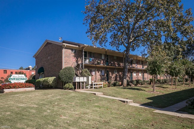Building Photo - 1549 Knox Dr SE