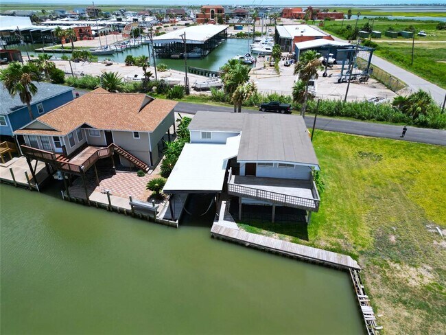Foto del edificio - 24 Kingfish Ln