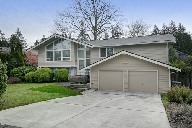 Foto del edificio - 4Bd/3Ba Redmond House