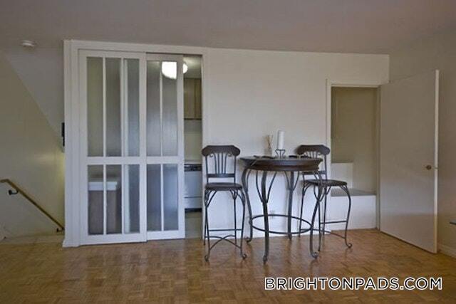 Foto del edificio - 125 Chiswick Rd