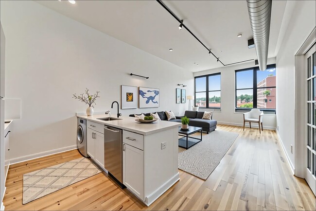 Foto del edificio - 1015 Clinton St