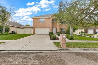 Building Photo - 3202 Los Indios Pkwy