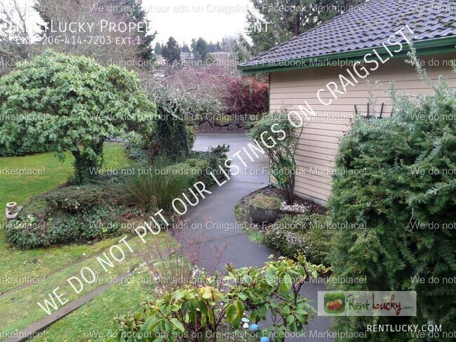 Building Photo - 29633 Marine View Dr SW