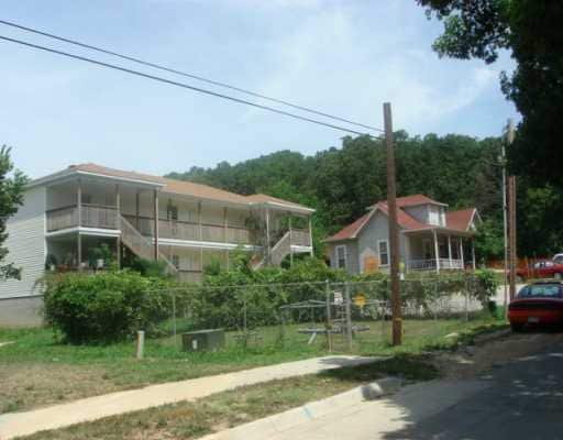 Primary Photo - 1725 W Bedford Loop