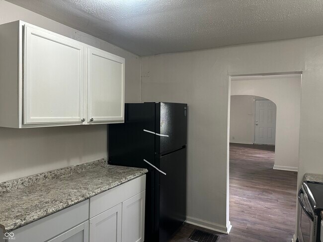 Foto del edificio - 3209 Bethel Ave